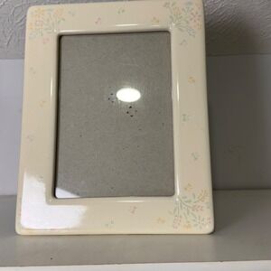Vintage Terragrafics Ceramic Floral Butterfly Picture Frame Pastel Cream 5x7